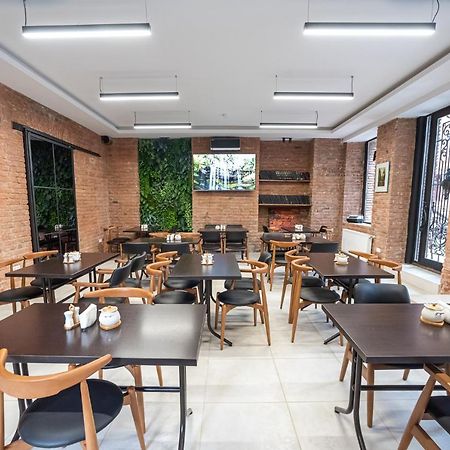 Tiflis Hotel Eksteriør bilde