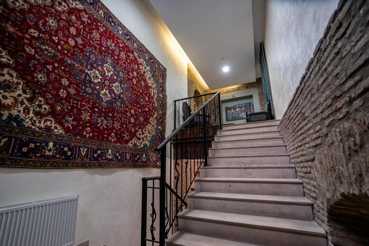 Tiflis Hotel Eksteriør bilde