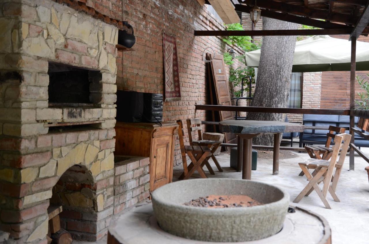 Tiflis Hotel Eksteriør bilde